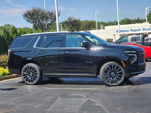 New 2025 Chevrolet Tahoe High Country image 3