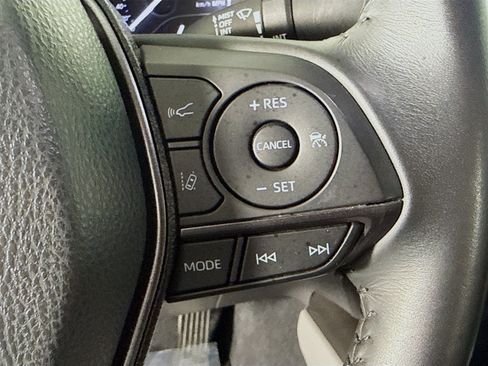Used 2024 Toyota Camry SE w/ Convenience Package FWD image 15