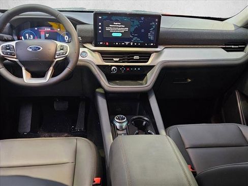 New 2026 Ford Explorer Active w/ Active Comfort Package image 15