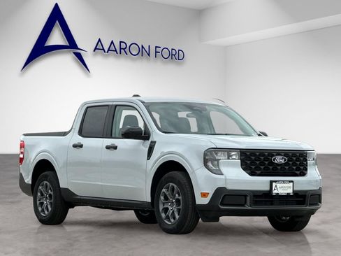 New 2025 Ford Maverick XLT w/ XLT Luxury Package AWD/4WD image 8