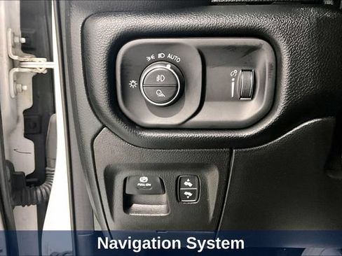 Used 2022 RAM 1500 Big Horn AWD/4WD image 23