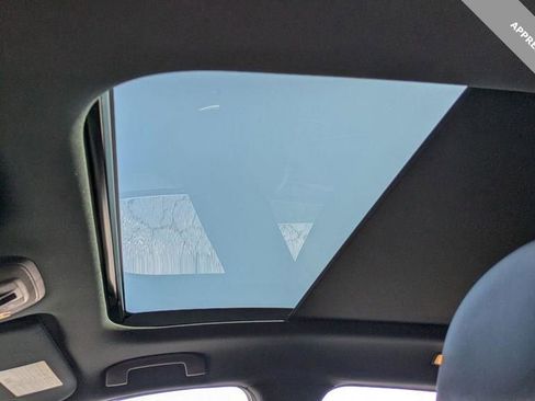 Certified 2022 INFINITI QX50 Luxe w/ Appearance Package image 9