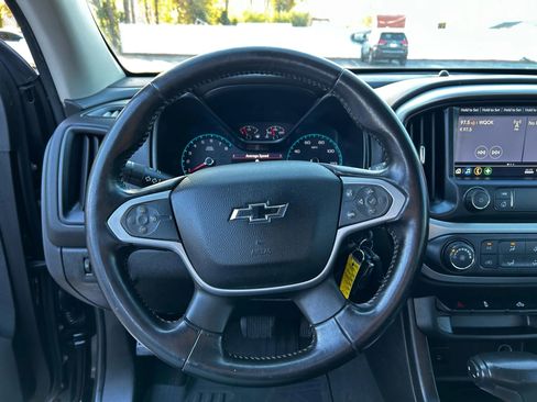 Used 2019 Chevrolet Colorado LT image 14