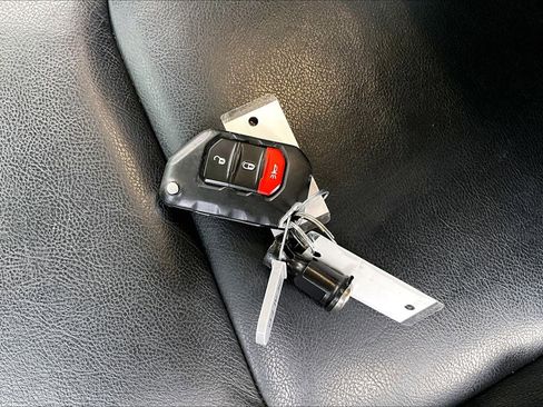 Used 2023 Jeep Gladiator Mojave w/ Trailer Tow Package image 10