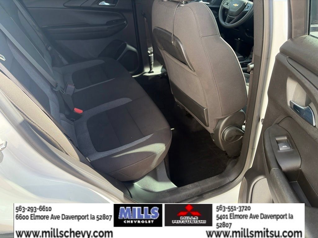 Used 2023 Chevrolet TrailBlazer LT FWD image 24