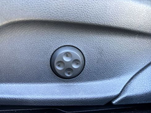 Used 2019 Mercedes-Benz GLC 63 AMG 4MATIC image 12