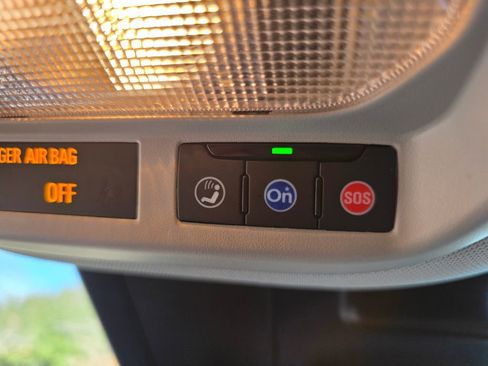 Certified 2025 Chevrolet Trax LT w/ LT Convenience Package image 23