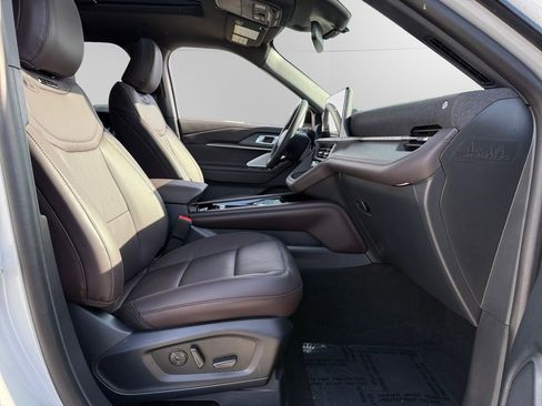 New 2026 Ford Explorer Platinum image 14