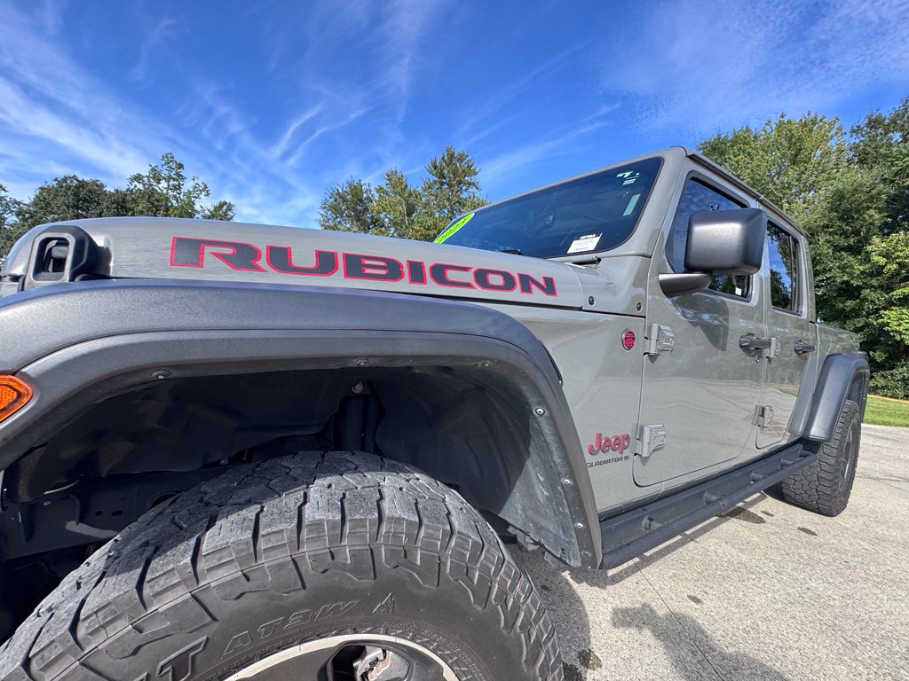 Used 2023 Jeep Gladiator Rubicon w/ LED Lighting Group AWD/4WD image 8