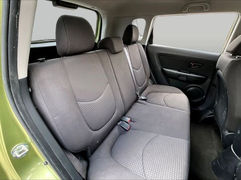 Used 2013 Kia Soul FWD image 20