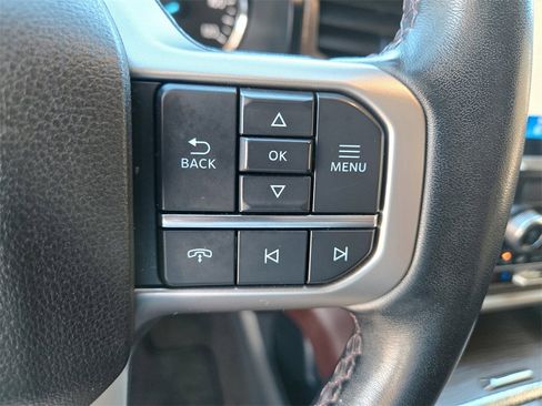 Used 2023 Ford Expedition Limited image 16