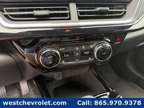 New 2026 Chevrolet Trax RS w/ Driver Confidence Package FWD image 19