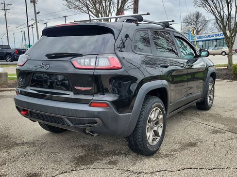 Used 2020 Jeep Cherokee Trailhawk image 4