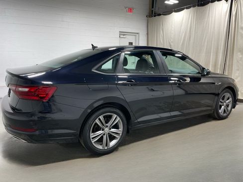 Used 2020 Volkswagen Jetta R-Line FWD image 4