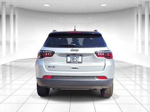 Certified 2026 Jeep Compass Limited AWD/4WD image 4