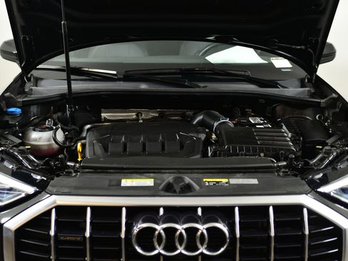 Certified 2022 Audi Q3 2.0T Premium Plus image 18