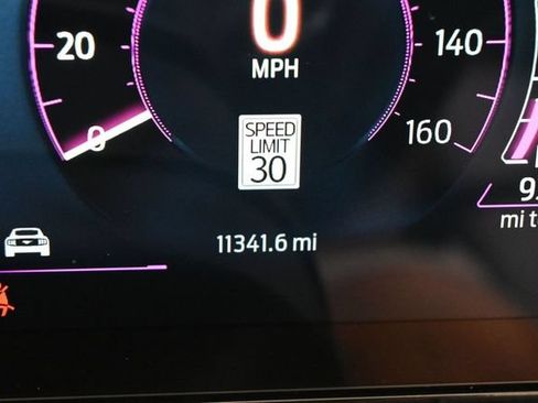 Used 2024 Ford Mustang GT Premium RWD image 4