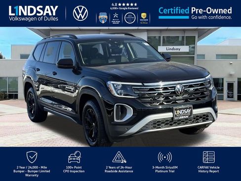 Certified 2025 Volkswagen Atlas Peak Edition SE image 1