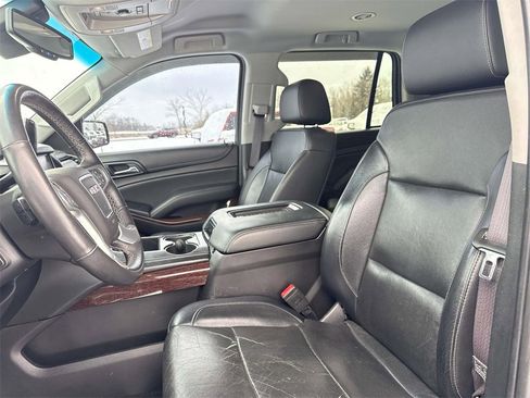 Used 2017 GMC Yukon SLT image 13