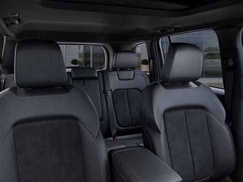 New 2026 Jeep Grand Cherokee Altitude RWD image 26
