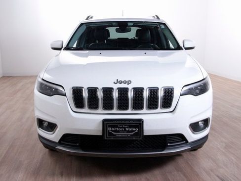 Used 2019 Jeep Cherokee Limited w/ Trailer Tow Group image 2