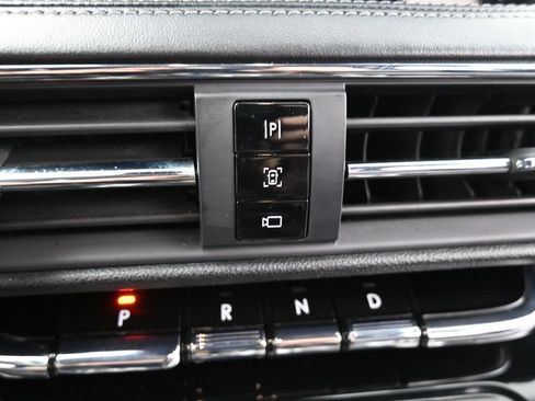 Used 2021 Lincoln Corsair FWD w/ Equipment Group 101A image 20