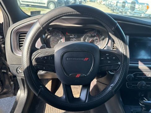 Used 2017 Dodge Charger SXT w/ AWD Plus Group image 10