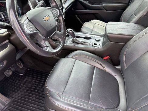 Used 2019 Chevrolet Traverse LT AWD/4WD image 11