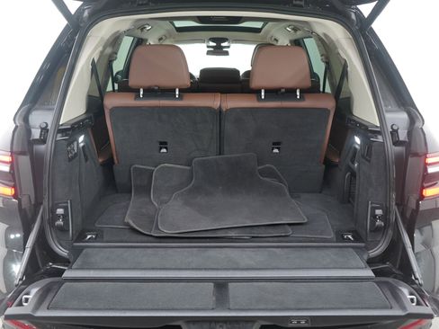 Used 2023 BMW X7 xDrive40i w/ Premium Package image 19