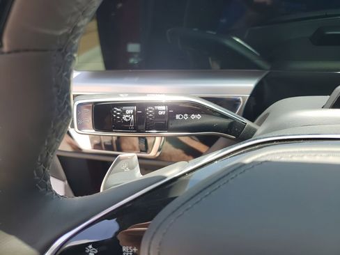 New 2026 Cadillac Lyriq V image 35