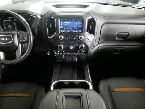 Certified 2022 GMC Sierra 3500 AT4 w/ AT4 Premium Plus Package AWD/4WD image 10
