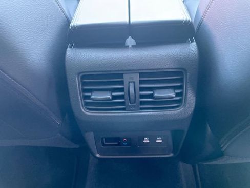 Used 2025 Nissan Rogue SL w/ Tech Package image 14