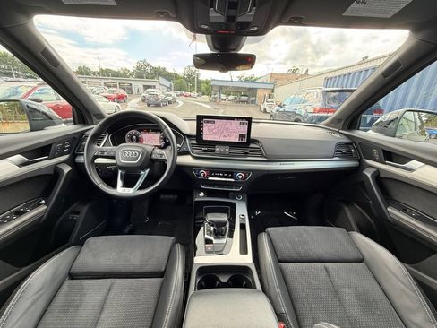 Used 2023 Audi Q5 e Premium Plus w/ Premium Plus Package AWD/4WD image 25