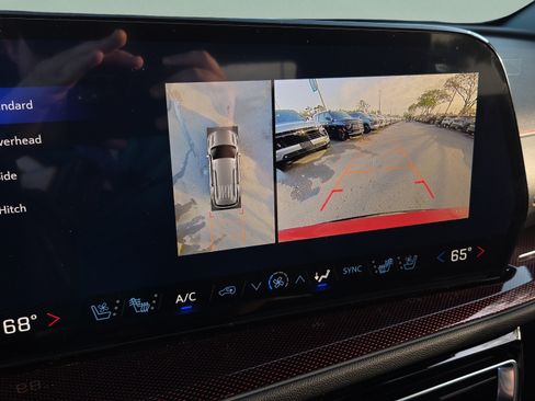 New 2026 Chevrolet Traverse RS w/ LPO, Floor Liner Package FWD image 20
