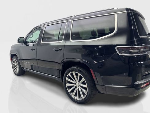 Used 2023 Jeep Grand Wagoneer Series II AWD/4WD image 14