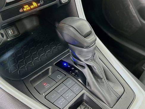 Used 2024 Toyota RAV4 LE image 24