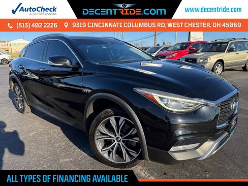 Used 2018 INFINITI QX30 Premium w/ Navigation Package AWD/4WD image 1