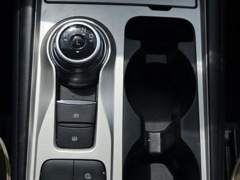 Used 2023 Ford Explorer XLT RWD image 36
