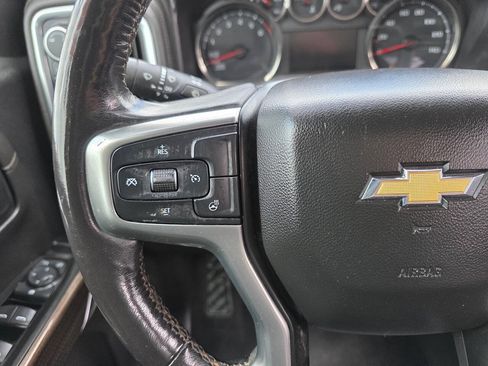 Used 2019 Chevrolet Silverado 1500 LT w/ Convenience Package AWD/4WD image 15