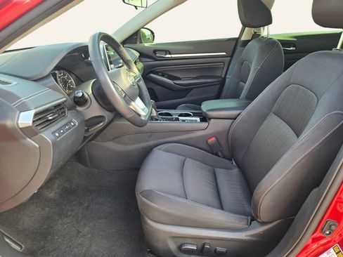 Used 2022 Nissan Altima 2.5 SV w/ SV Premium Package FWD image 21