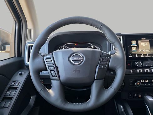 New 2026 Nissan Frontier SV w/ SV Convenience Package image 17