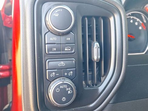 Used 2022 Chevrolet Silverado 1500 Custom w/ Safety Confidence Package image 31