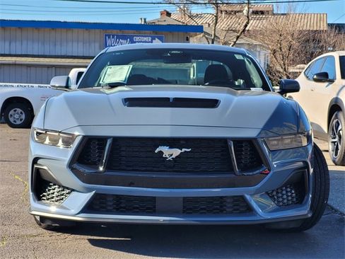 Used 2025 Ford Mustang GT image 3
