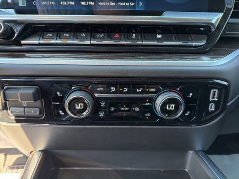 Used 2025 Chevrolet Silverado 1500 LT w/ Safety Package image 35