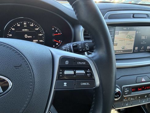 Used 2019 Kia Sorento EX w/ EX Premium Package image 17