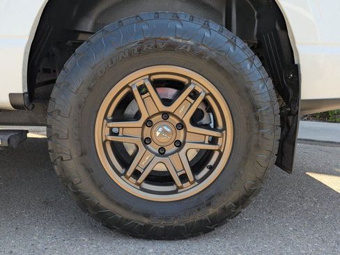 Used 2021 Ford F150 Platinum w/ Equipment Group 701A High AWD/4WD image 32