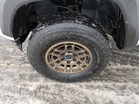 Used 2023 Toyota Tacoma Trail Edition image 22