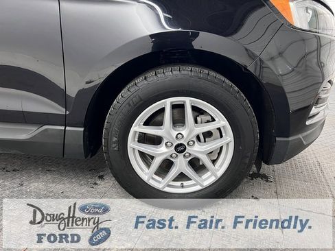 Used 2023 Ford Edge SEL image 17