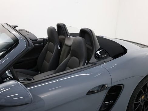 Used 2024 Porsche 718 Boxster S RWD image 77