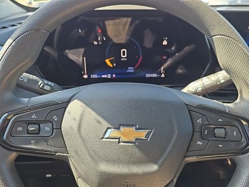 Used 2025 Chevrolet TrailBlazer LT AWD/4WD image 18